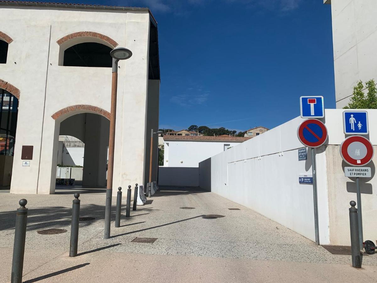 Casa Belvedere - Duplex Atypique Avec Vue Feerique & Parking Souterrain La Ciotat Exteriör bild